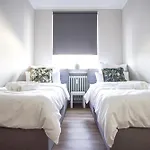 Essenfusion Wasserturm - Innenstadt Nahe Der Messe, Smarttv, Nespresso, Fully Kitchen Apartment Essen